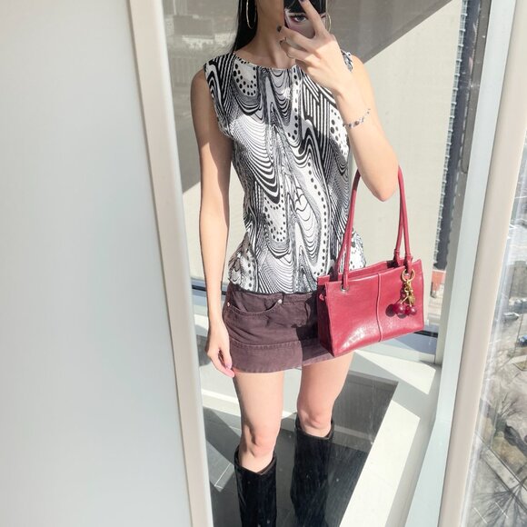 Y2K Style Abstract Tank Top Sleeveless Blouse - Picture 3 of 6